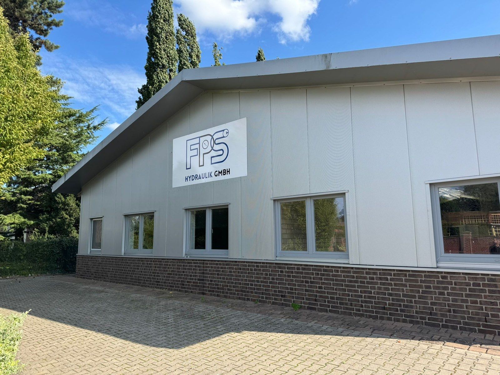Werkhalle von FPS Hydraulik GmbH an der Neuenkirchener Str. 25 in Holdorf, Landkreis Vechta